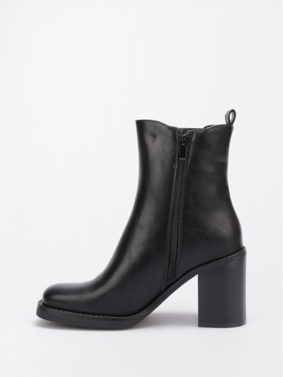 Bottines à talon style Chelsea noires