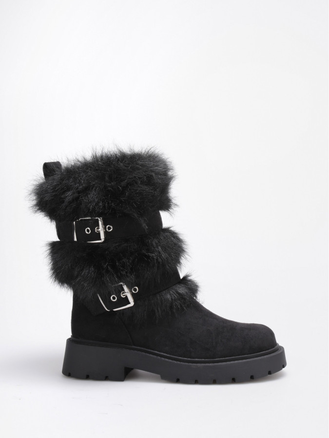 Bottes fausse fourrure noires et brides à boucles