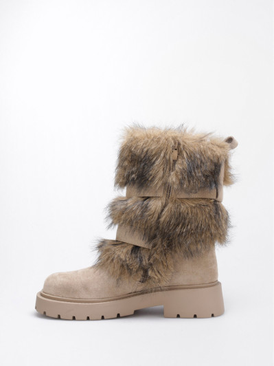 Bottes fausse fourrure taupe et brides à boucles