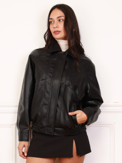 Blouson noir en simili à poches