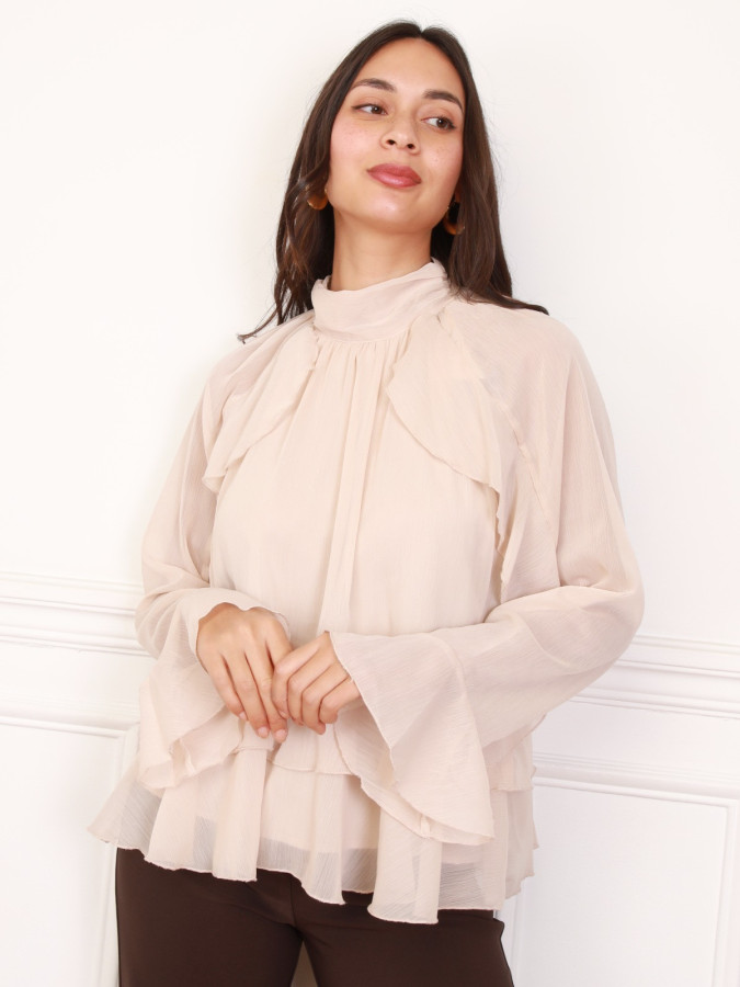 Blouse ample à volants beige et manches évasées
