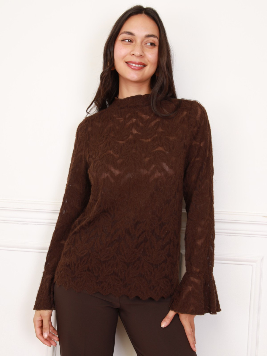 Top marron en dentelle à motifs fleurs