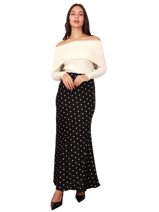 Jupe noire satinée à motifs pois