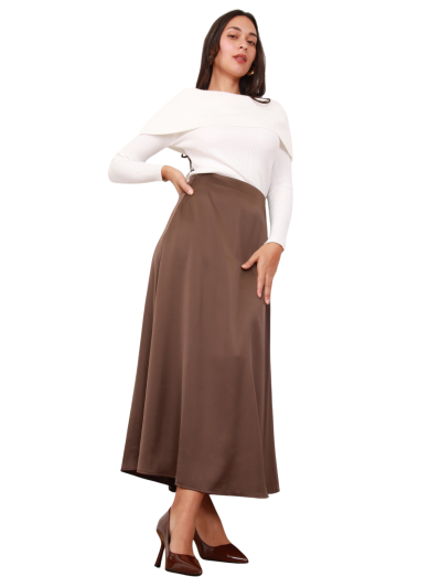 Jupe longue évasée en satin marron