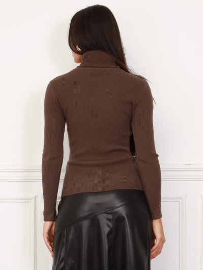 Top col roulé marron en maille