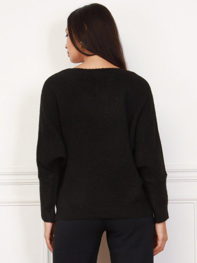 Pull noir à manches chauve-souris