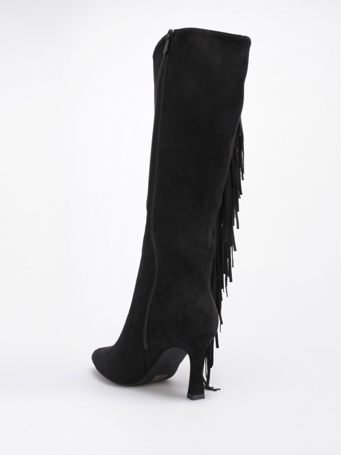 Bottes noires en suédine avec franges