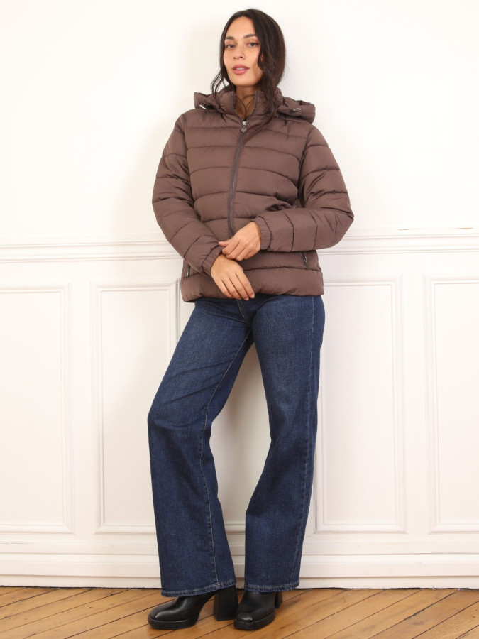 Doudoune courte matelassée marron