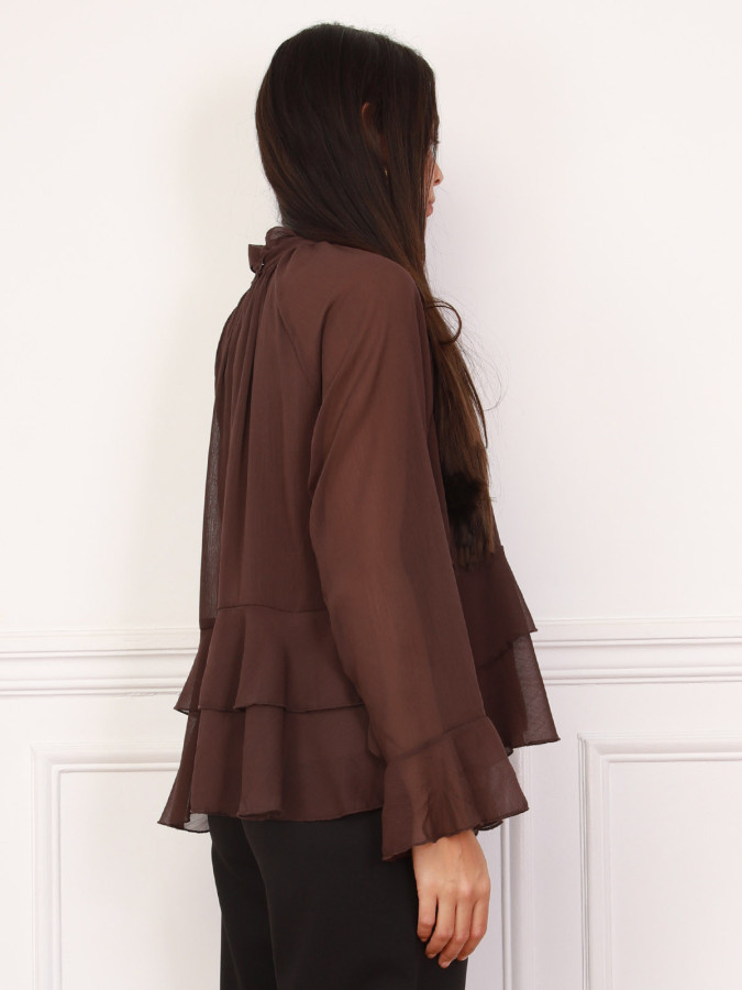 Blouse ample à volants marron et manches évasées