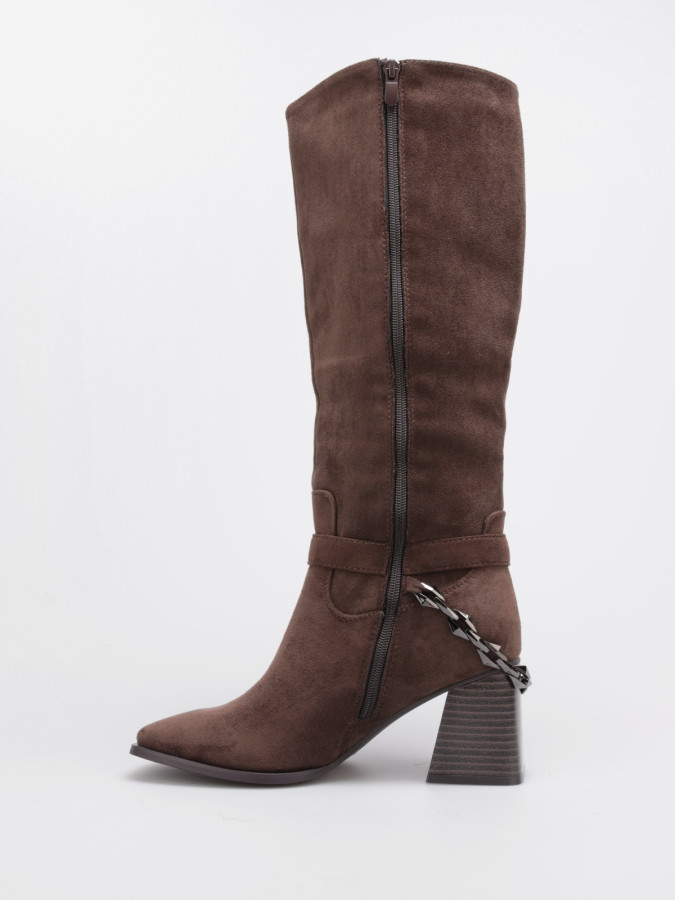Bottes en suédine marron à chaine décorative