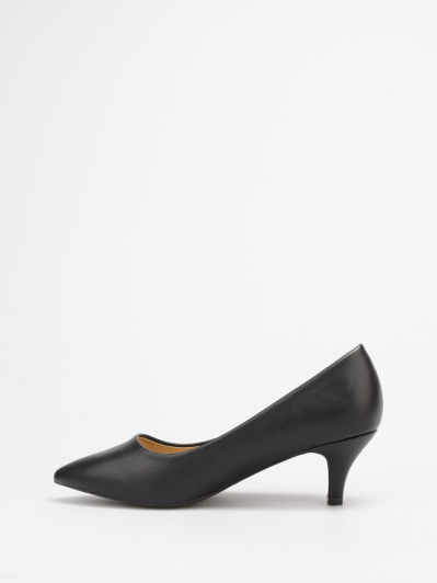 Escarpins noirs pointus à talon fin