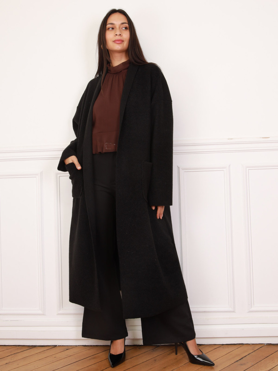 Gilet long en maille bouclette noir et à poches