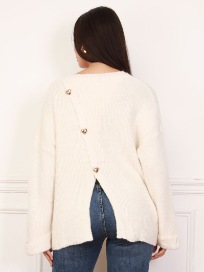 Cardigan beige dos asymétrique et bijoux cœurs