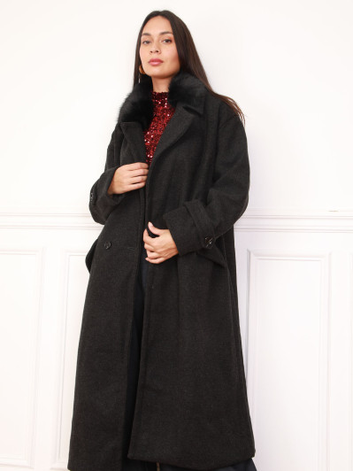 Manteau long noir à col fausse fourrure
