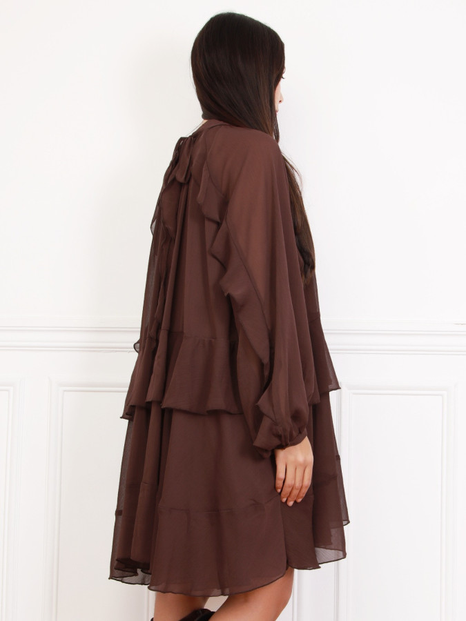 Robe marron ample à volants