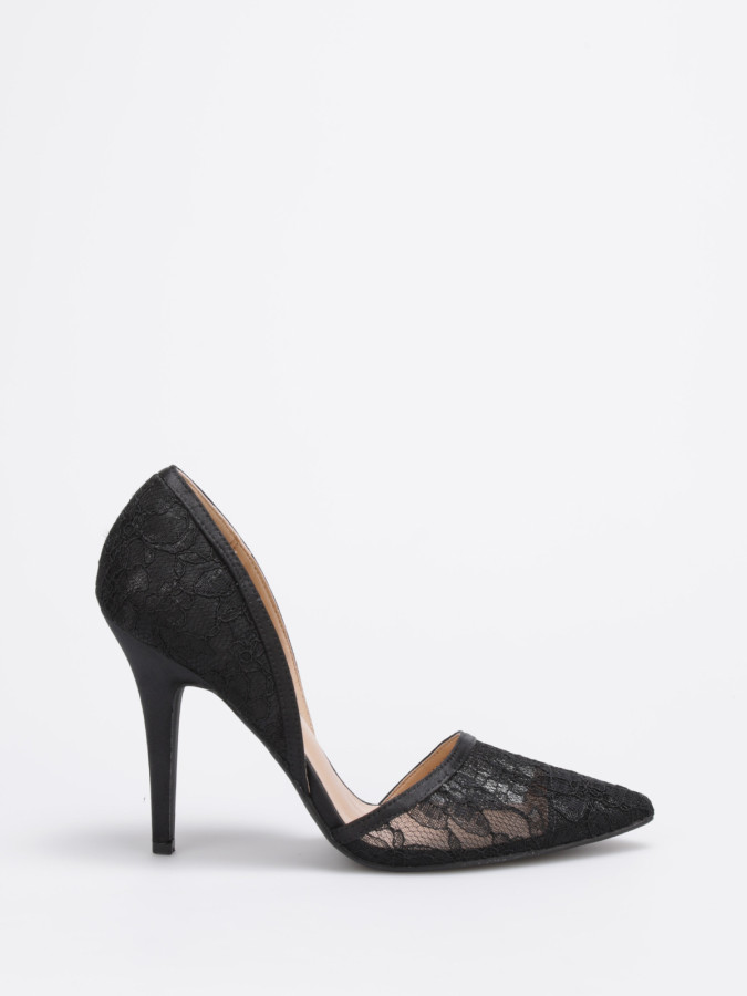 Escarpins d'Orsay noirs en dentelle
