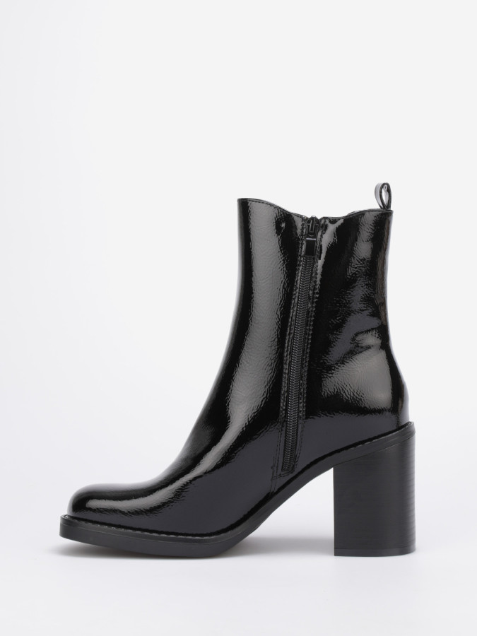 Bottines chelsea noires vernies