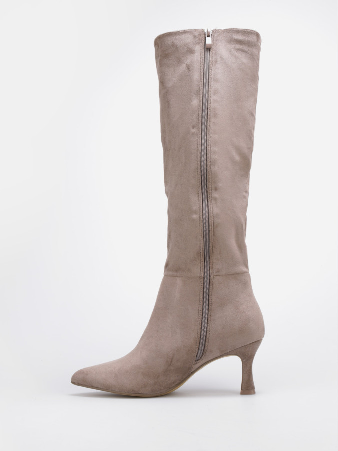 Bottes en suédine taupe avec talon bobine