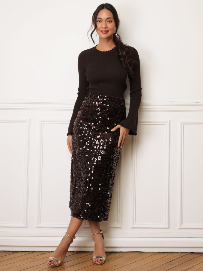 Jupe mi-longue en velours et sequins