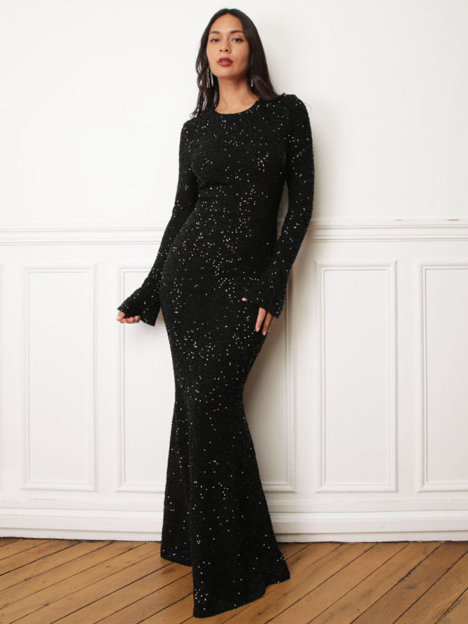 Robe sirène dos nu à sequins noire