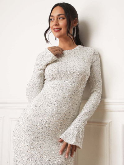 Robe sirène dos nu à sequins écru