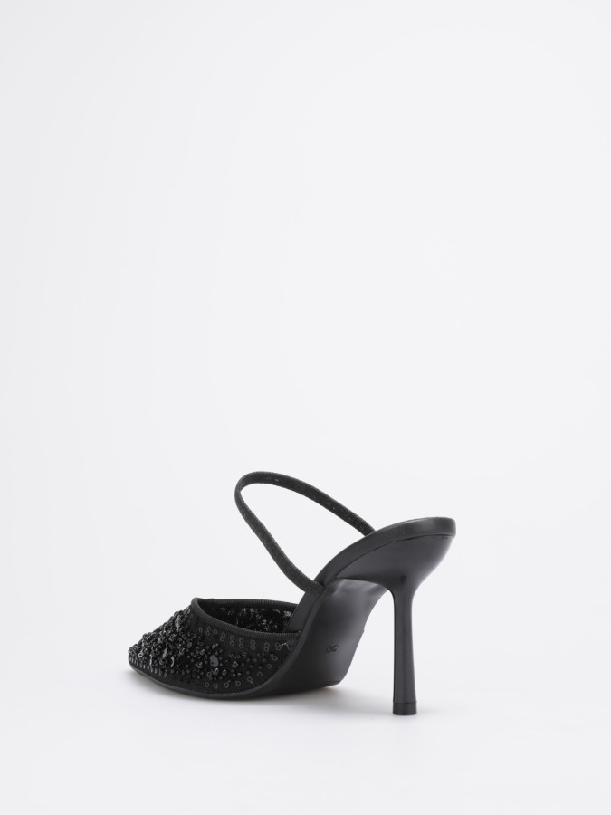 Escarpins slingback noirs ornés de perles et de strass