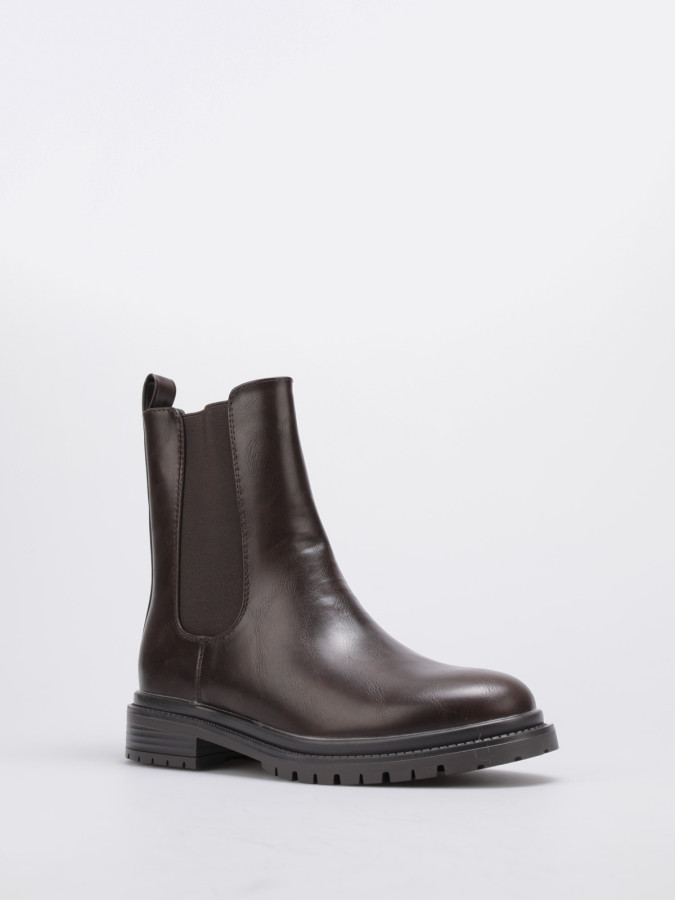 Chelsea boots à petit talon marron