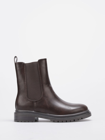 Chelsea boots à petit talon marron