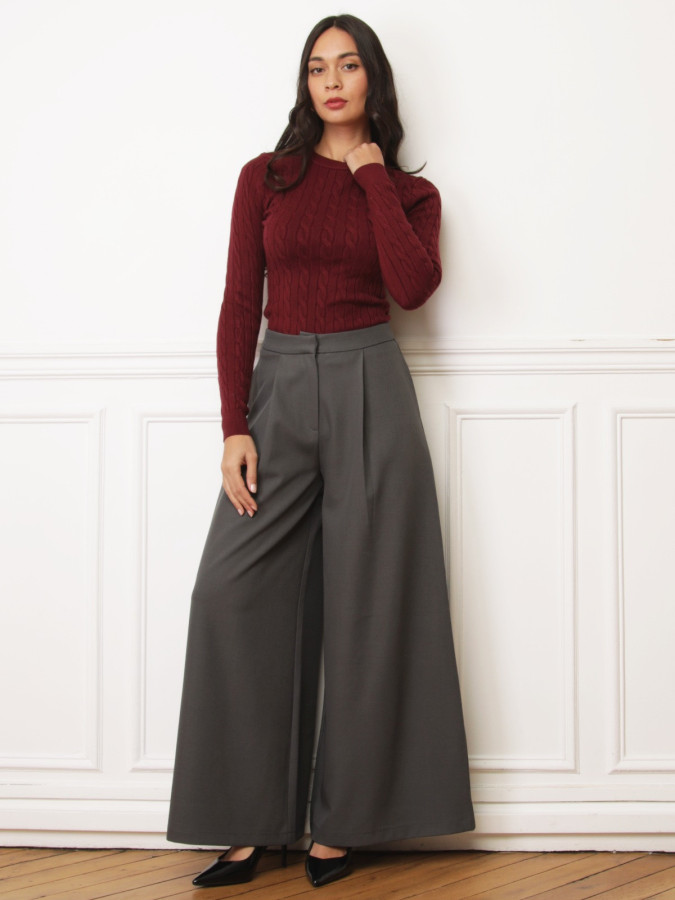 Pull en maille torsadée bordeaux