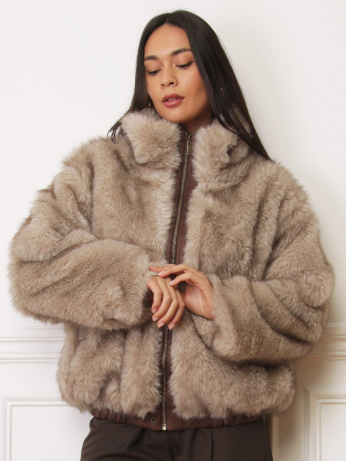 Manteau marron réversible en suédine et fausse fourrure