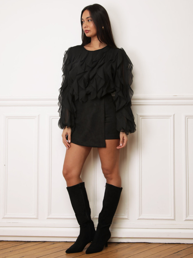Blouse cropped noire à volants