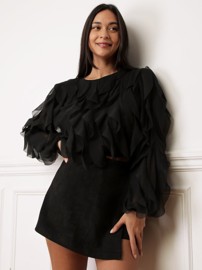 Blouse cropped noire à volants