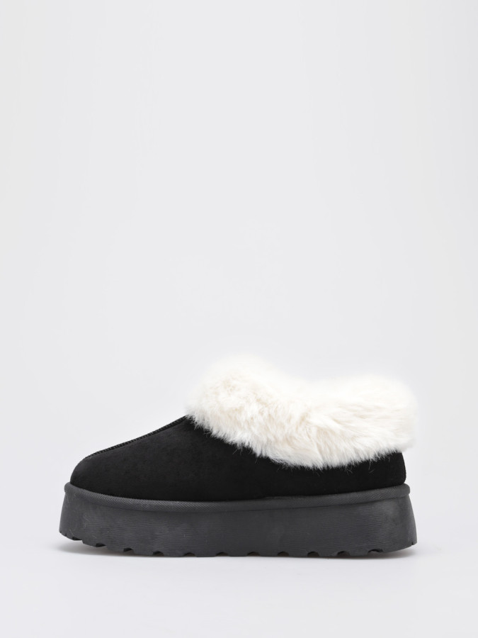 Boots basses noires fourrées à plateforme