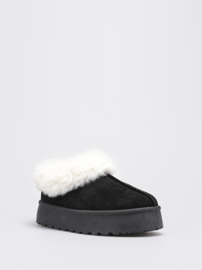 Boots basses noires fourrées à plateforme