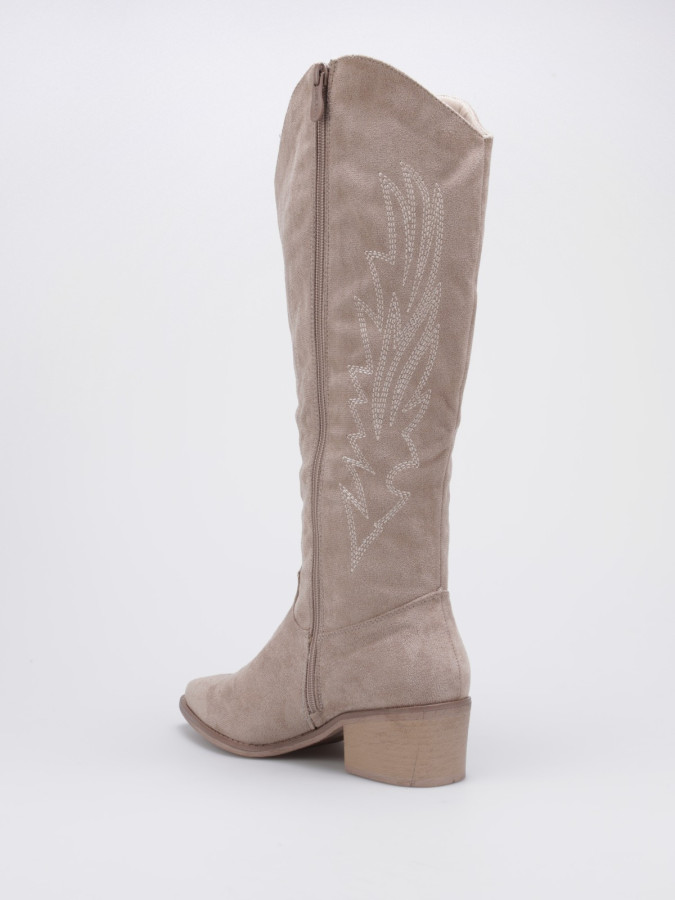 Bottes santiags en suédine taupe à surpiqûres décoratives