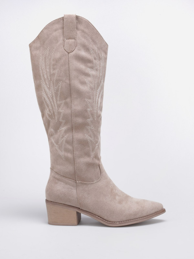 Bottes santiags en suédine taupe à surpiqûres décoratives