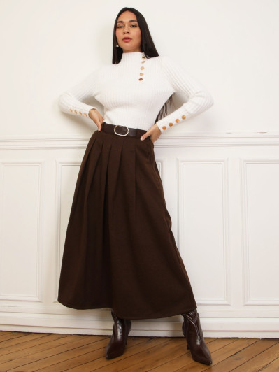 Jupe longue plissée marron avec ceinture