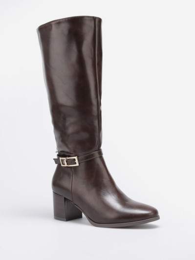 Bottes cavalières marron avec bride à boucle et talon carré