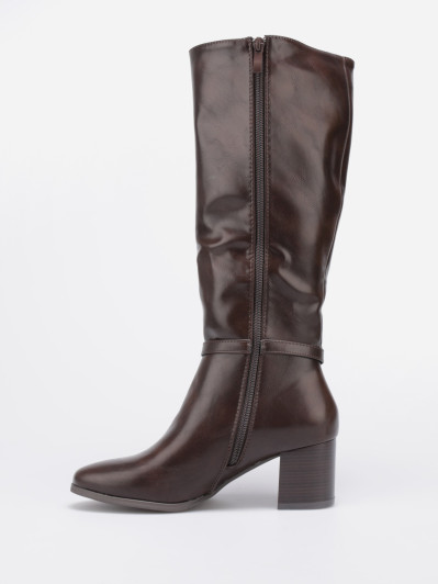 Bottes cavalières marron avec bride à boucle et talon carré