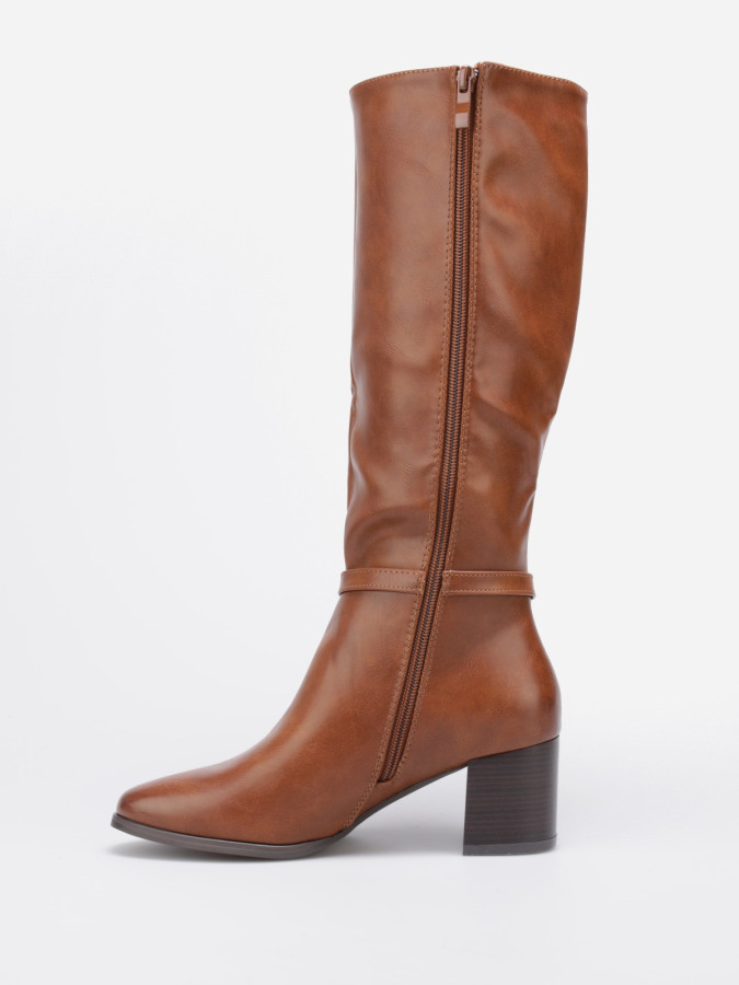 Bottes cavalières camel avec bride à boucle et talon carré