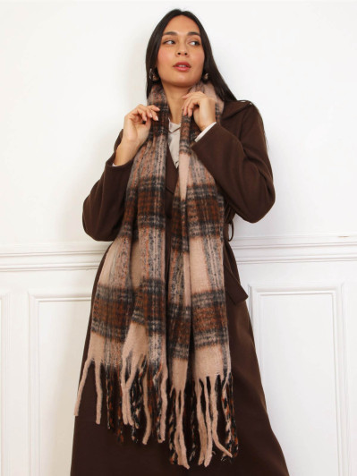Écharpe duveteuse taupe à carreaux