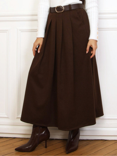 Jupe longue plissée marron avec ceinture
