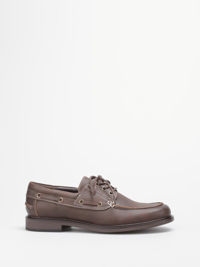 Mocassins bateau à lacets marron