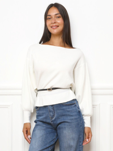 Pull blanc à manches chauve-souris et ceinture