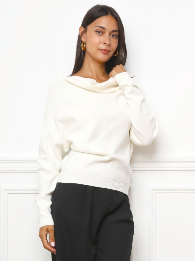 Pull en maille côtelée à col bénitier blanc