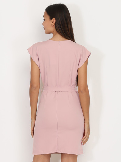 Robe rose avec ceinture à nouer et col fendu