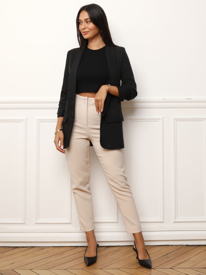 Veste blazer noire à manches retroussées