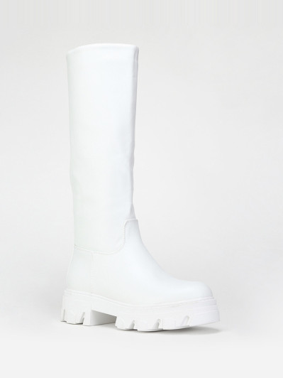 Bottes en simili blanches à semelle crantée