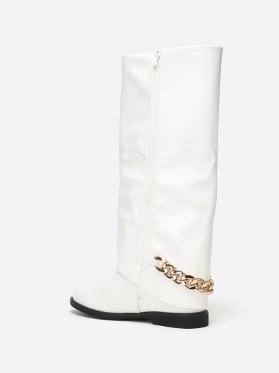 Bottes à revers blanche avec chaîne dorée