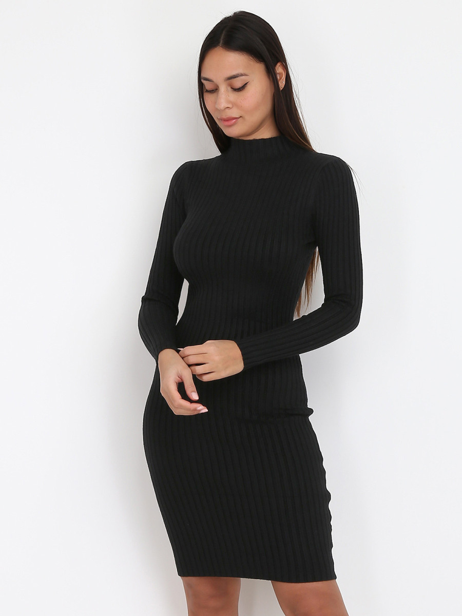 Robe pull côtelée moulante